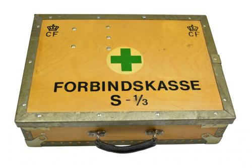 Holzkiste, DK Sani gebr. (43x31x11)